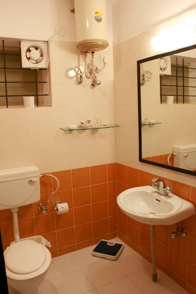 Sterling Living Space - Residency Road Apartment Bangalore